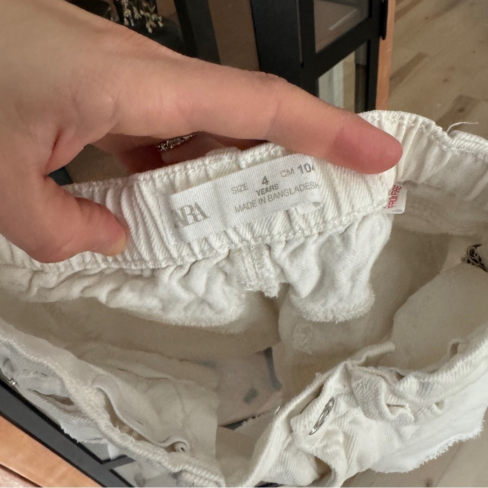Zara Kids denim shorts raw hem ivory toddler girl cutoffs mid rise adjustable - Picture 4 of 5
